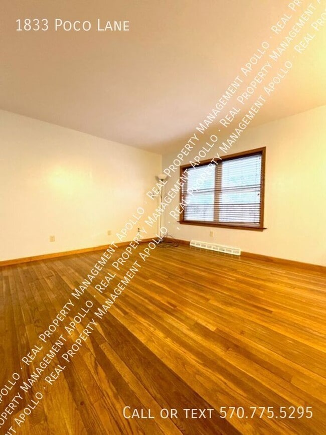 Building Photo - 1833 Poco Ln