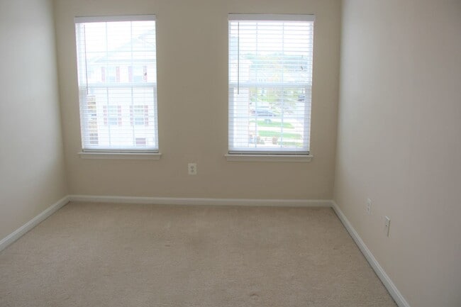 Building Photo - 1616 Benoli Ct