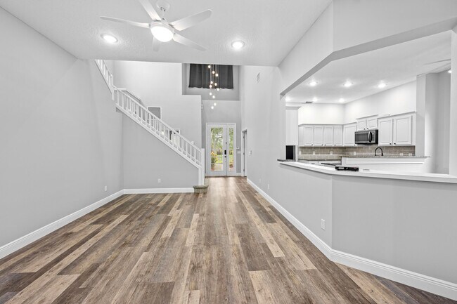 Building Photo - 3033 SE Brierwood Pl
