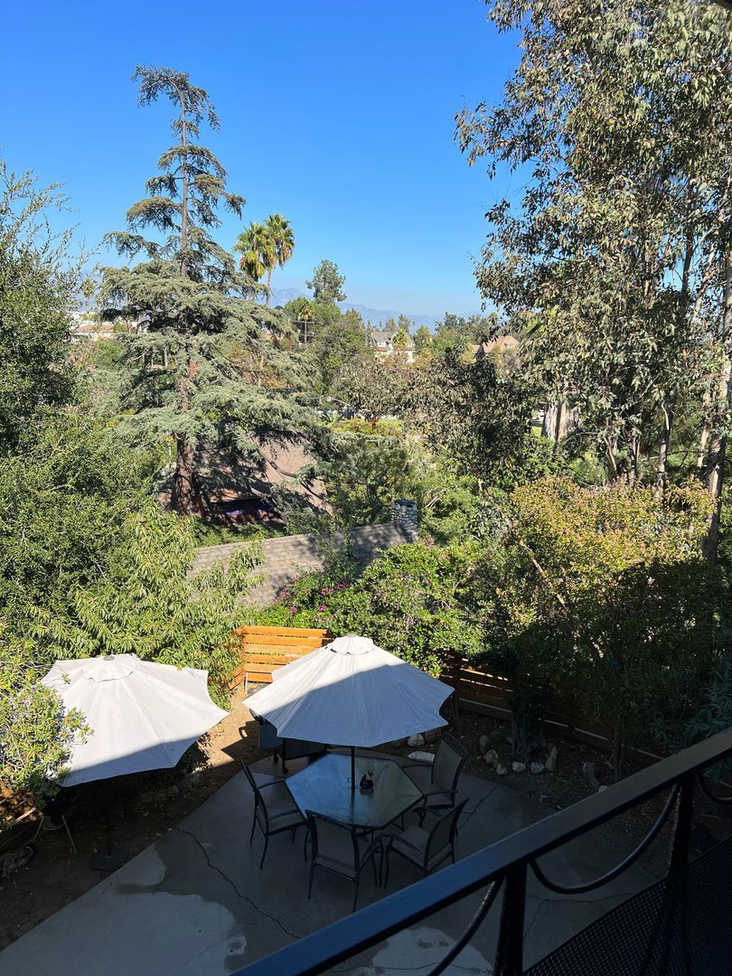 Building Photo - 4741 N Figueroa St