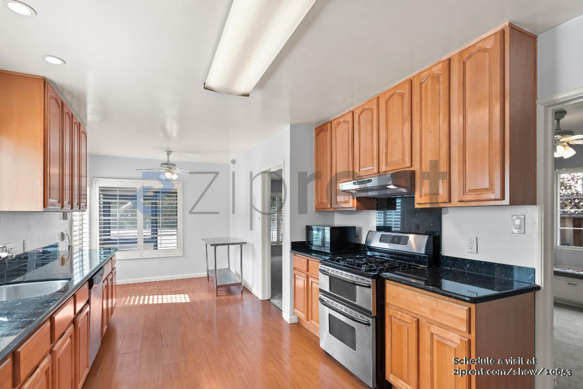 Building Photo - 277 W Juana Ave