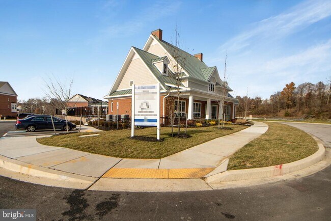 Building Photo - 7960 -B Potter Pl