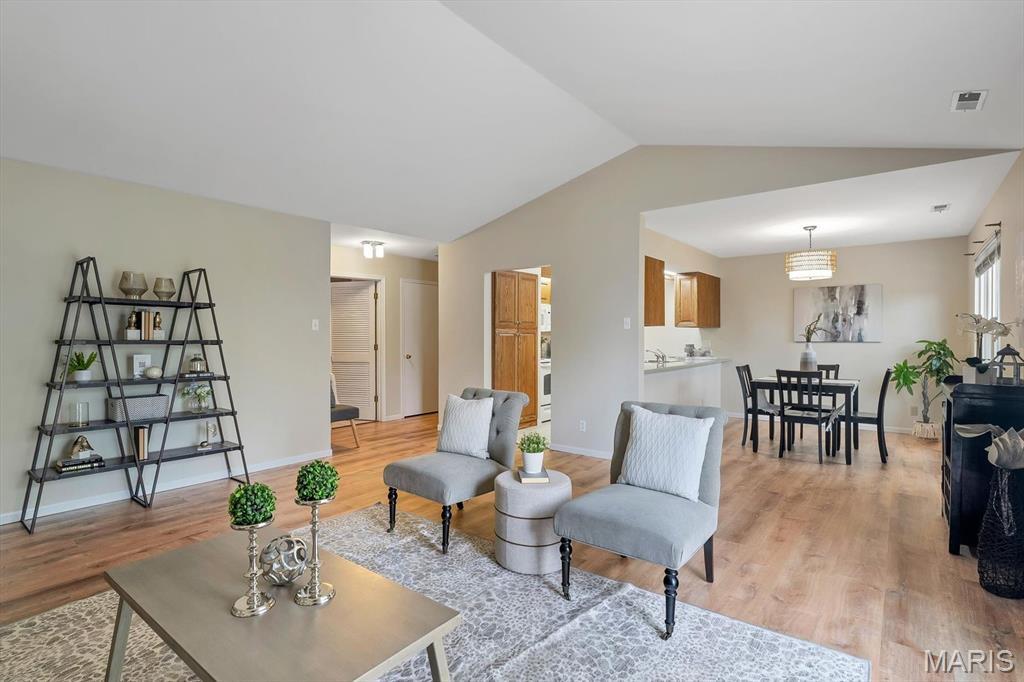 Building Photo - 1141 Sunbolt Dr