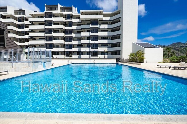 Building Photo - 500 Lunalilo Home Rd