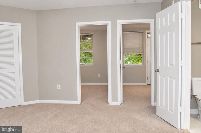 Building Photo - 1820 Cedar Cove Way