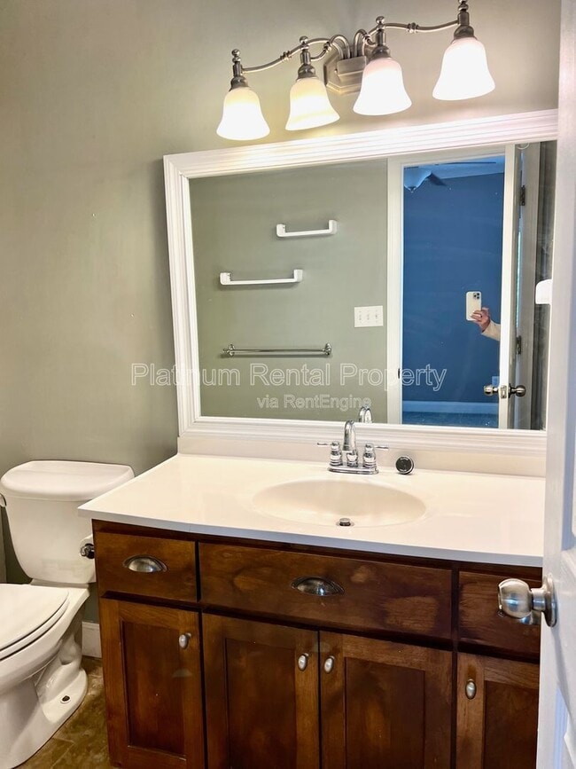 Building Photo - 265 Rosa Nell Howard St