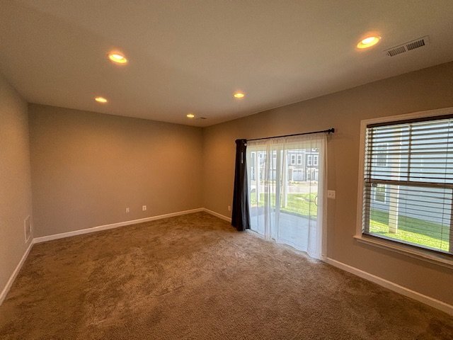 Building Photo - Available now in Preston Lake