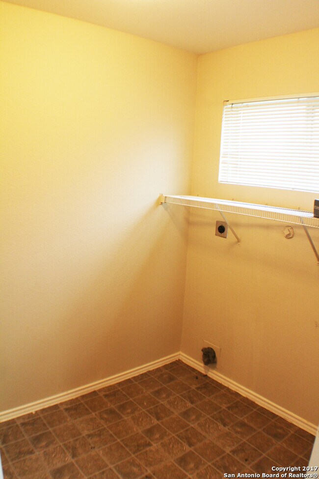 Building Photo - 112 Stream Crossing