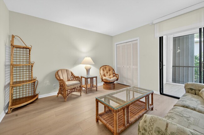 Building Photo - 6 Concourse Dr