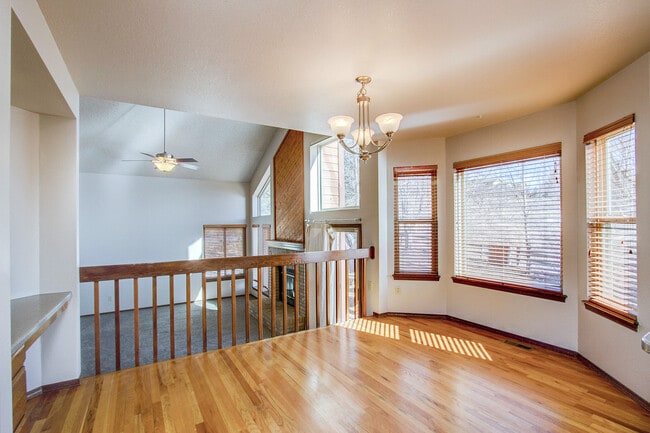 Building Photo - Spacious 4BR Home in Gleneagle!!!