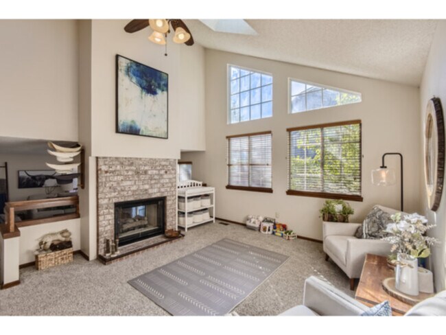 Building Photo - 3184 W Sugarbowl Ct