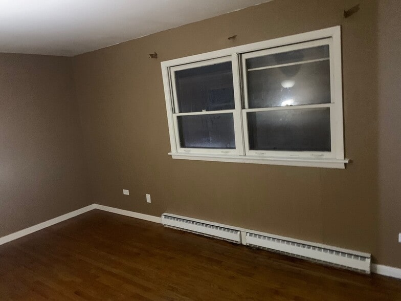 Building Photo - 2138 Hebron Ave