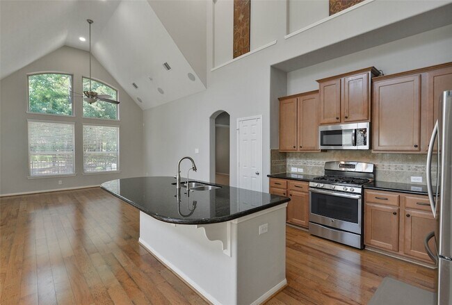 Building Photo - 12218 Valley Lodge Pkwy