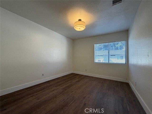 Building Photo - 1916 E 5th St