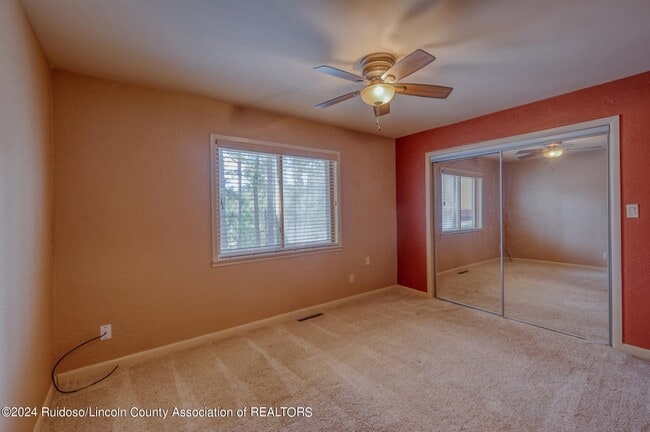 Building Photo - 109 Snowcap Dr