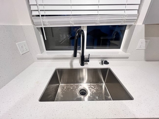 Building Photo - 1340 Homestead Rd