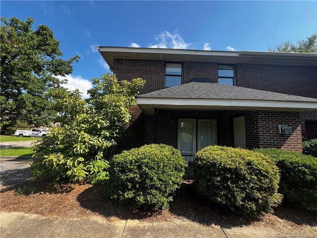 Building Photo - 1044 Ancestry Dr