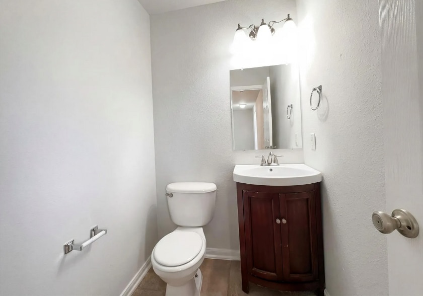 Building Photo - 2310 Redfish Dr