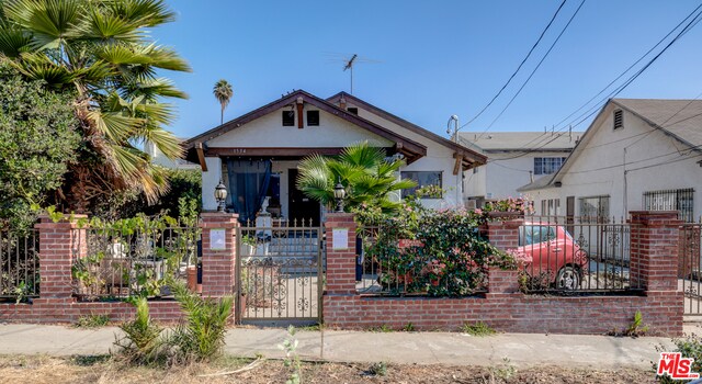 Building Photo - 1534 North Mariposa Avenue