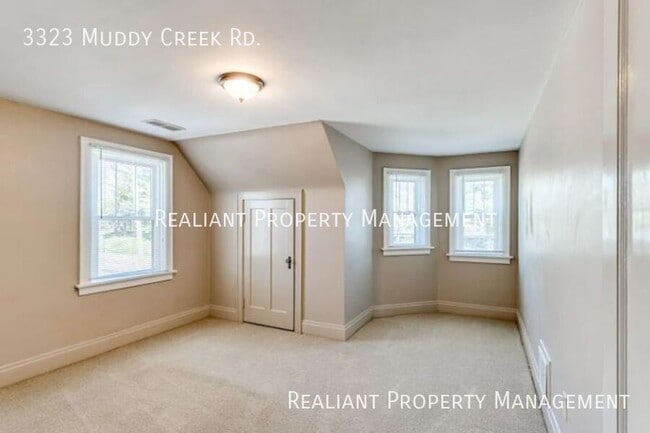 Building Photo - 3323 Muddy Creek Rd