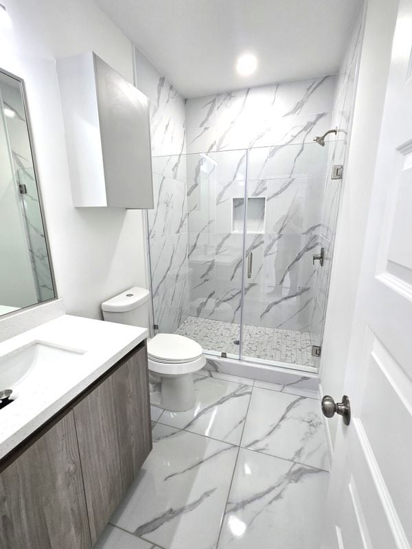 Building Photo - 3201 Magdalena St