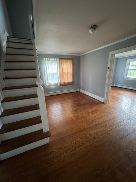 Building Photo - 517 Hamden Rd