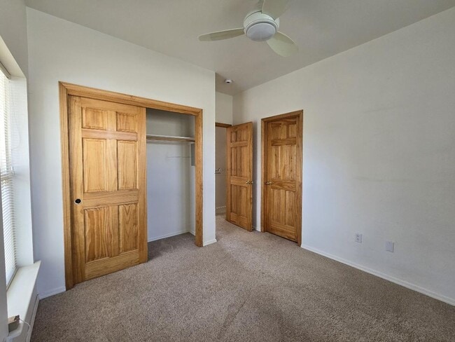 Building Photo - 4252 Falling Star Ln