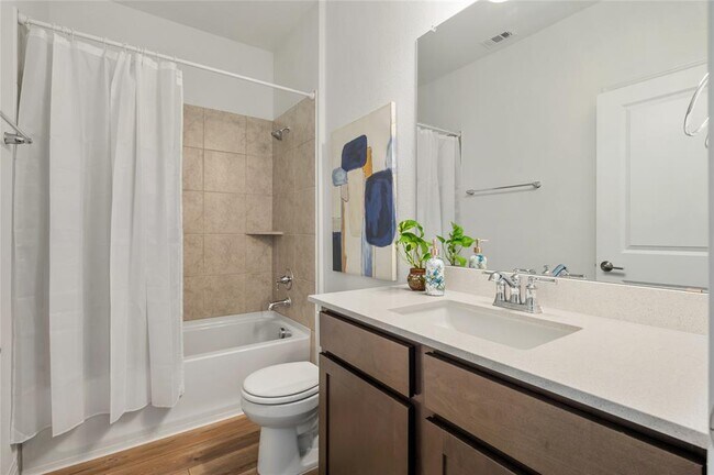 Building Photo - 6605 Apache Plum Ln