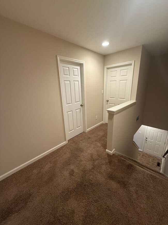 Building Photo - Upper Stone Apartments