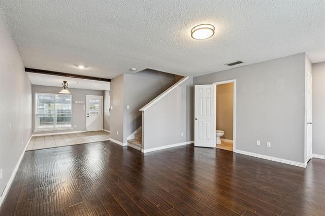 Building Photo - 5724 Giddyup Ln