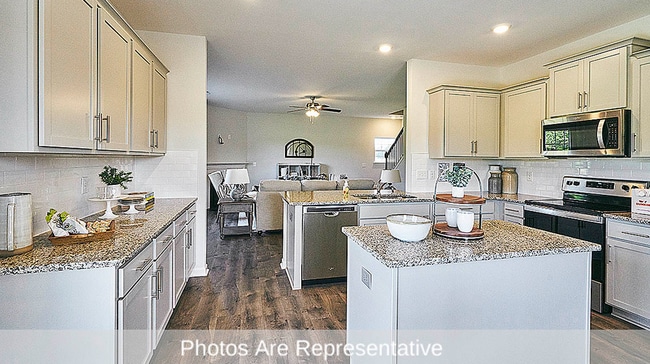 Building Photo - 3722 Vlg Spgs Ct