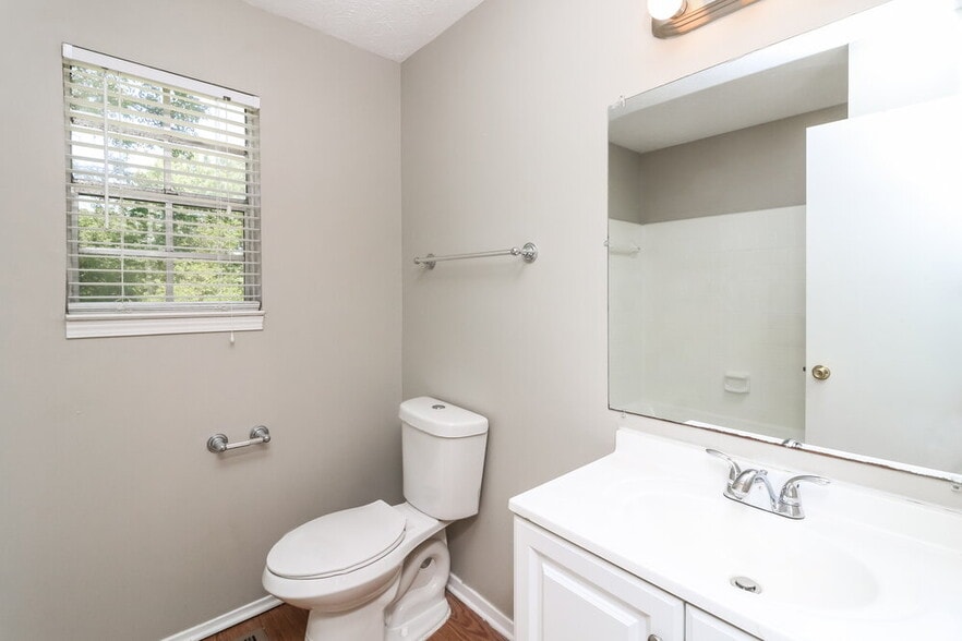 Building Photo - 1630 Carrie Spring