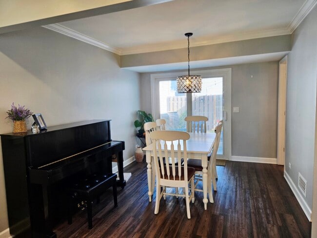 Building Photo - 116 Presidential Blvd