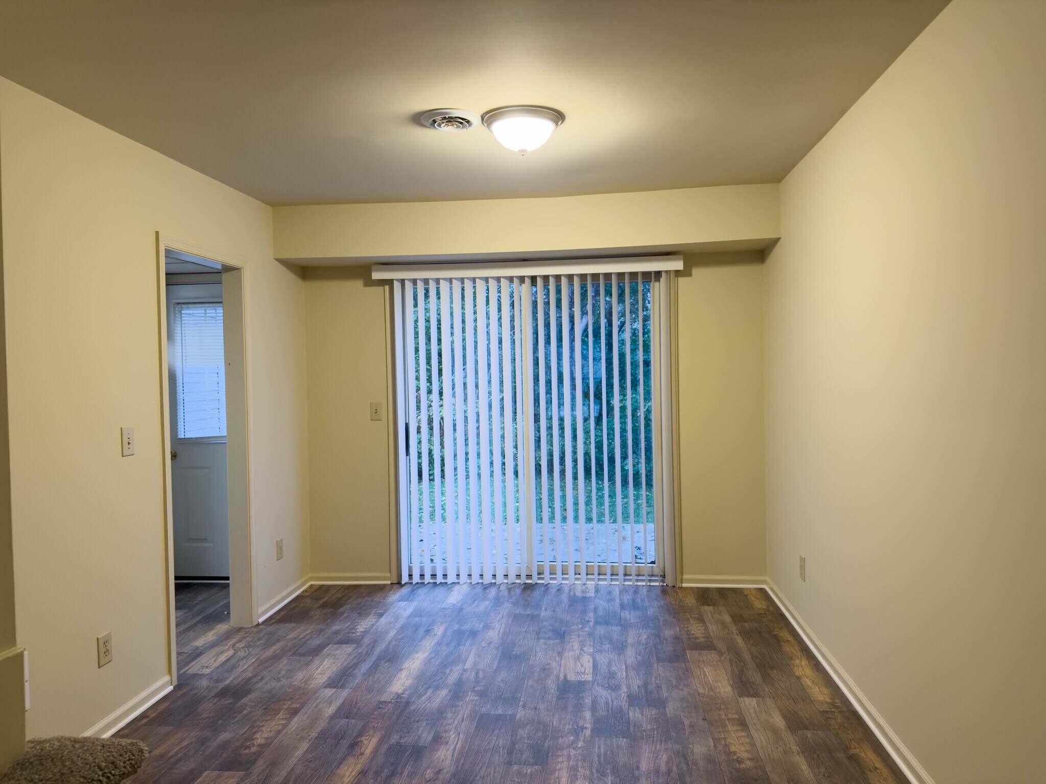 Building Photo - 126 S Court St