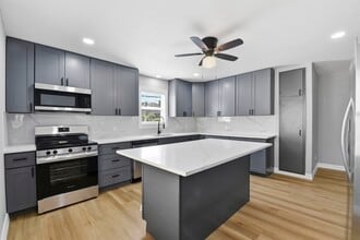 Building Photo - 1415 Avenue H