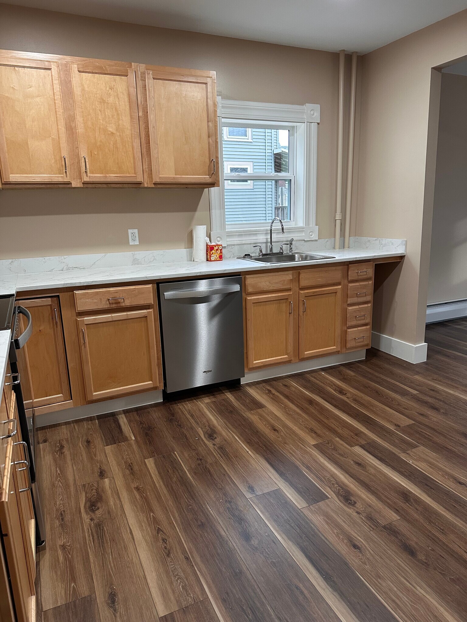 Building Photo - 2 Union St