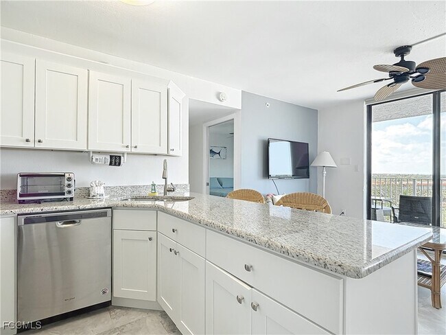 Building Photo - 8701 Estero Blvd