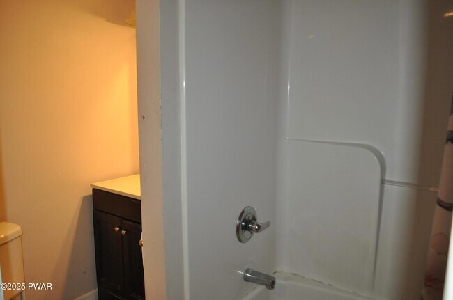 Building Photo - 56 Sterling Rd