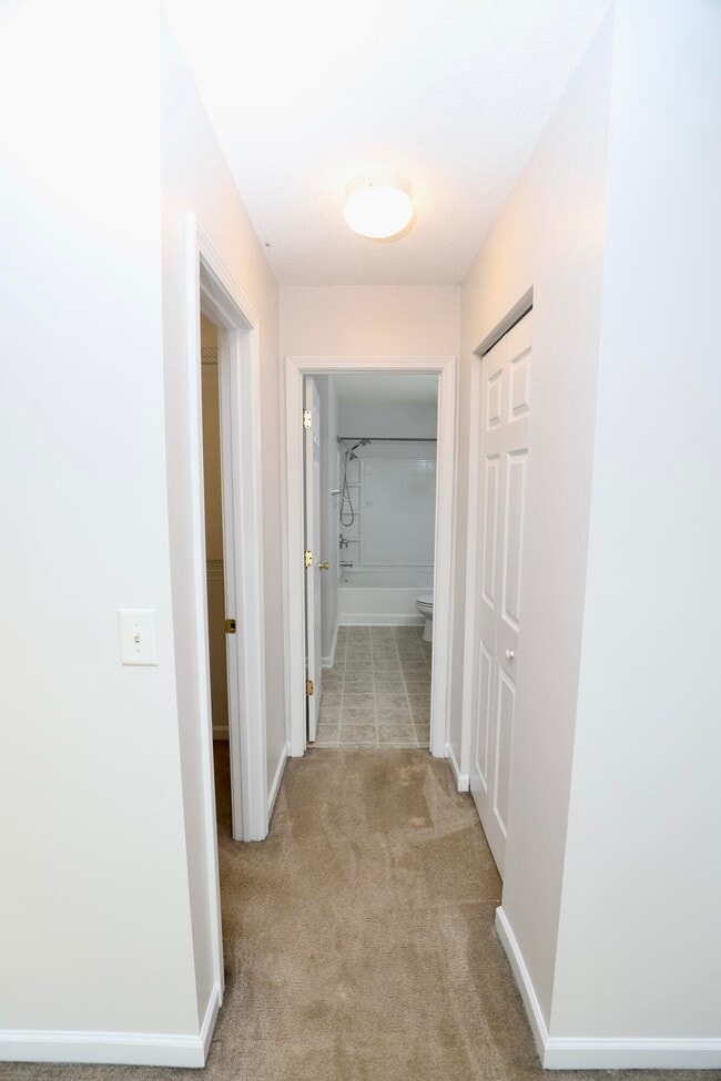 Building Photo - 1749 Mossberg Dr