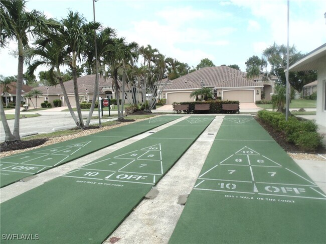 Building Photo - 5441 Peppertree Dr