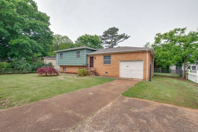 Building Photo - 3902 McCally Pl