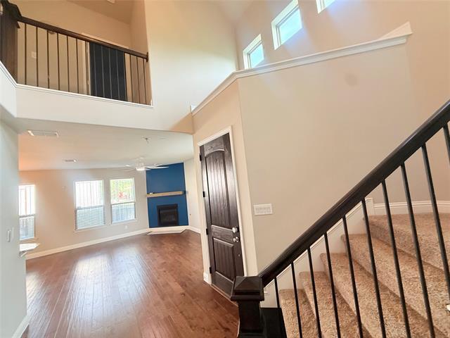 Building Photo - 6300 Hermosa Dr