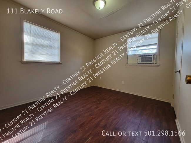 Building Photo - 111 Blakely Rd