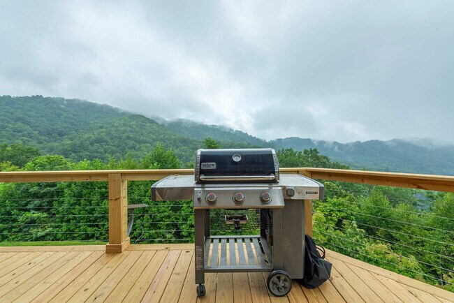 Building Photo - 629 Cherry Hill Dr