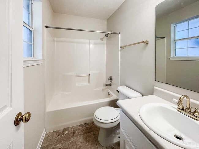 Building Photo - 2533 Jibe Dr