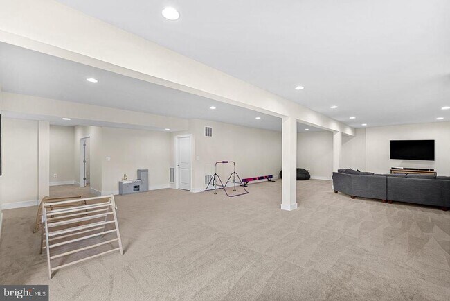 Building Photo - 38149 John Wolford Rd