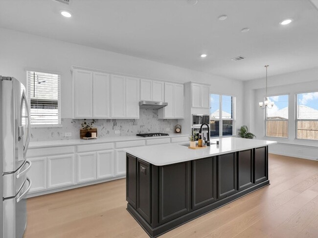 Building Photo - 1303 Wheelwright Dr