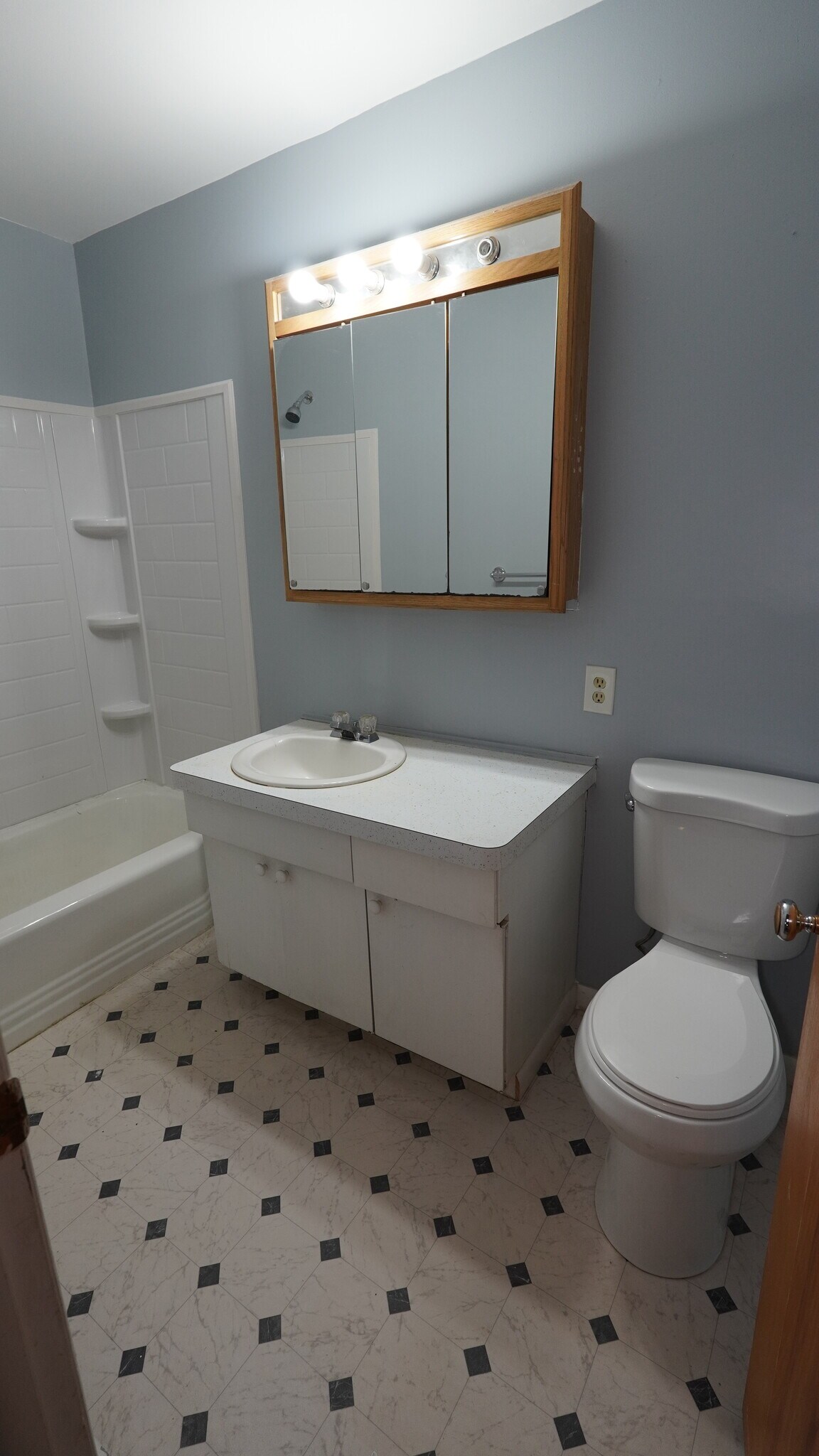 Building Photo - 5 Allandale Dr