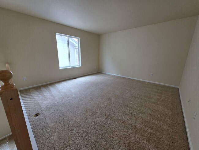 Building Photo - 874 Diamond Rim Dr