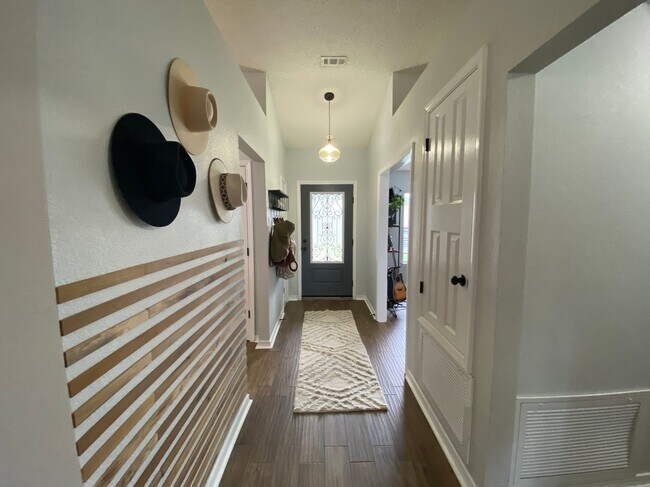 Building Photo - 6486 Surfside Cove